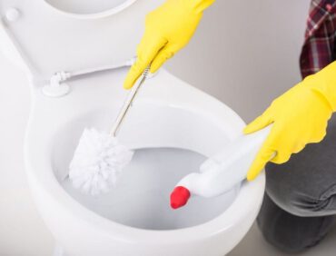 Các bước tẩy rửa nhà vệ sinh nhanh, hiệu quả và vệ sinh nhất